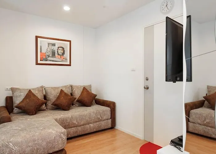 Fully Furnished *